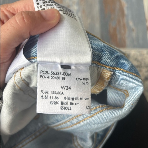 Levi’s women’s 501 cutoff button fly shorts size 24 - Picture 5 of 5